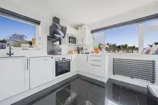 4 Shaef Way, photo 3