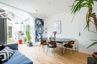 4 Shore Place, photo 2