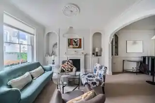 4 Sterling Street, photo 2