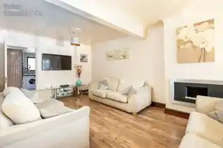 4 Sunley Gardens, photo 4