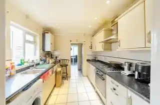 4 Thirsk Road, photo 4