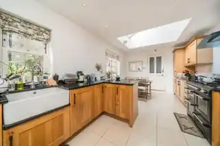4 Wheatfield Way, photo 4