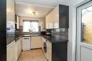 4 Wintergreen Close, photo 2