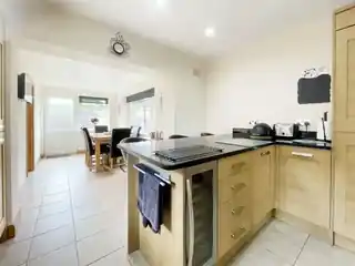 40 Beech Close, photo 3