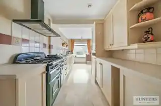 40 Chessington Avenue, photo 3