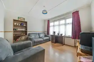 40 Chessington Avenue, photo 2