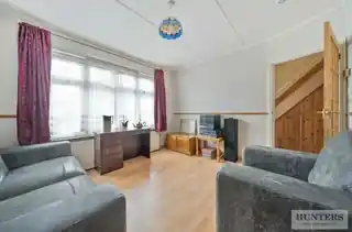 40 Chessington Avenue, photo 4