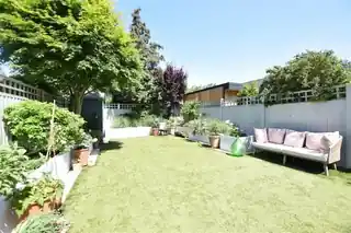 40 Clive Road, photo 4