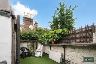 40 Droop Street, photo 3