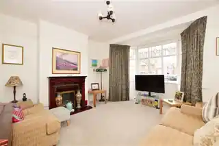 40 Glebelands Avenue, photo 3