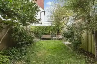 40 Gordon Road, photo 2