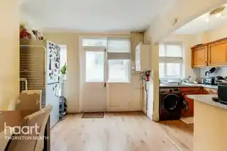 40 Hythe Road, photo 3