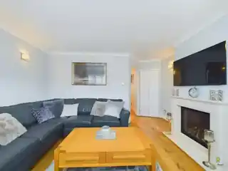 40 Lyme Road, photo 2