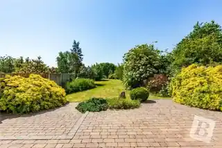 40 Marlborough Gardens, photo 2