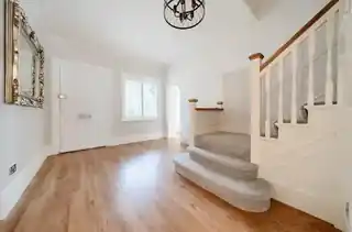 40 Monahan Avenue, photo 3