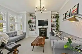 40 Moor Mead Road, photo 3