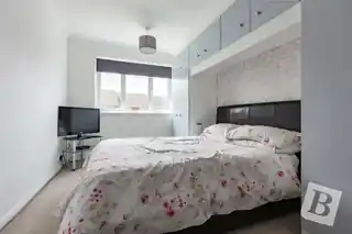 40 Mygrove Gardens, photo 3