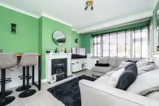 40 Rosebery Close, photo 4