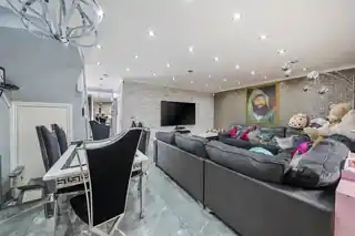 40 Wenlock Road, photo 4