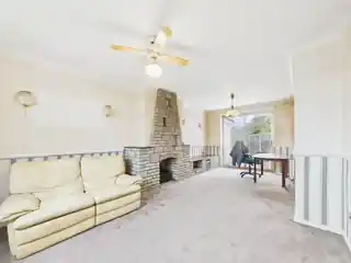 40 Westbourne Road, photo 2