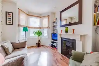 403A Chapter Road, photo 2