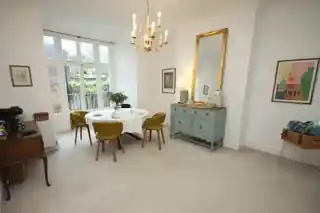 40A Crooms Hill, photo 3