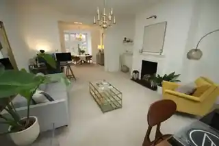 40A Crooms Hill, photo 4