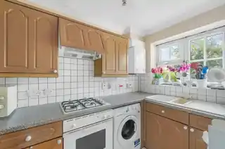 41 Archdale Place, photo 3