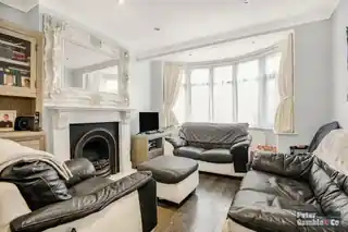 41 Barmouth Avenue, photo 2