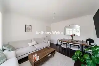 41 Beverley Close, photo 4