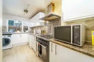 41 Connaught Avenue, photo 2