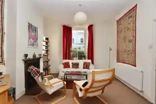 41 Defoe Road, photo 3