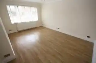 41 Garden Close, photo 4