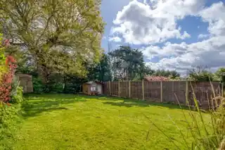 41 Hillside Gardens, photo 2