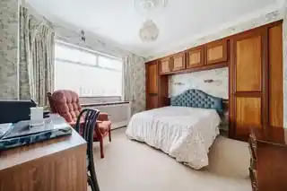 41 Ledway Drive, photo 4
