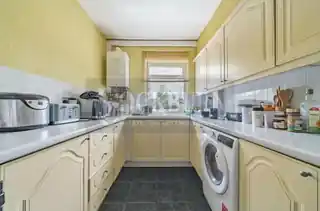 41 Leverholme Gardens, photo 3