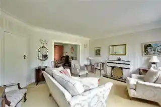 41 Manor Way, photo 4