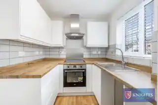 41 Plowman Close, photo 4