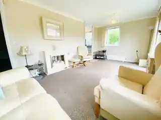 41 Portland Close, photo 2