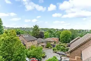 41 Ridgeway Gardens, photo 2