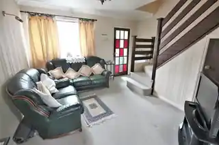 41 Surlingham Close, photo 3