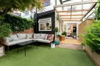 41 Warwick Road, photo 2
