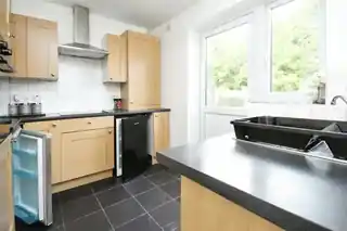 416 Lodge Avenue, photo 4