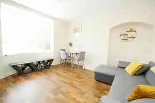 416 Lodge Avenue, photo 2