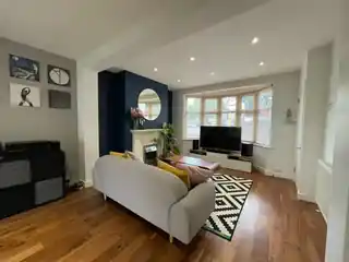 416 New North Road, photo 3