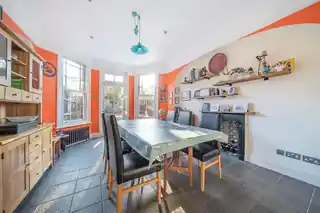42 Arcadian Gardens, photo 4