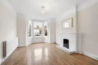 42 Arlington Road, photo 3
