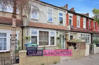 42 Aschurch Road, photo 2