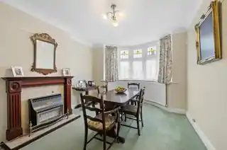 42 Bolton Road, photo 4