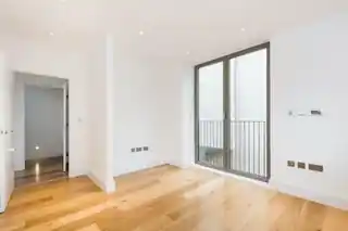42 Bonchurch Road, photo 4